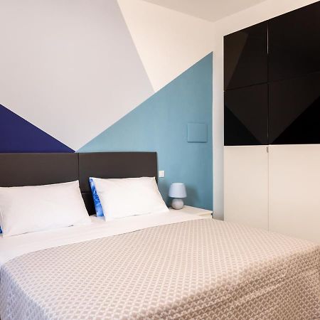 Como Holiday Home Appartamento Business Exterior foto