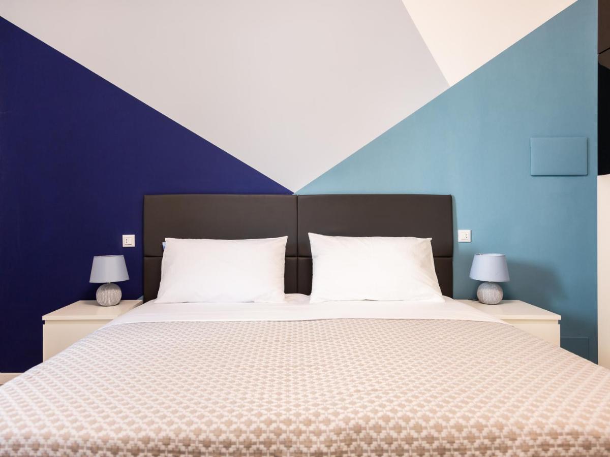 Como Holiday Home Appartamento Business Exterior foto