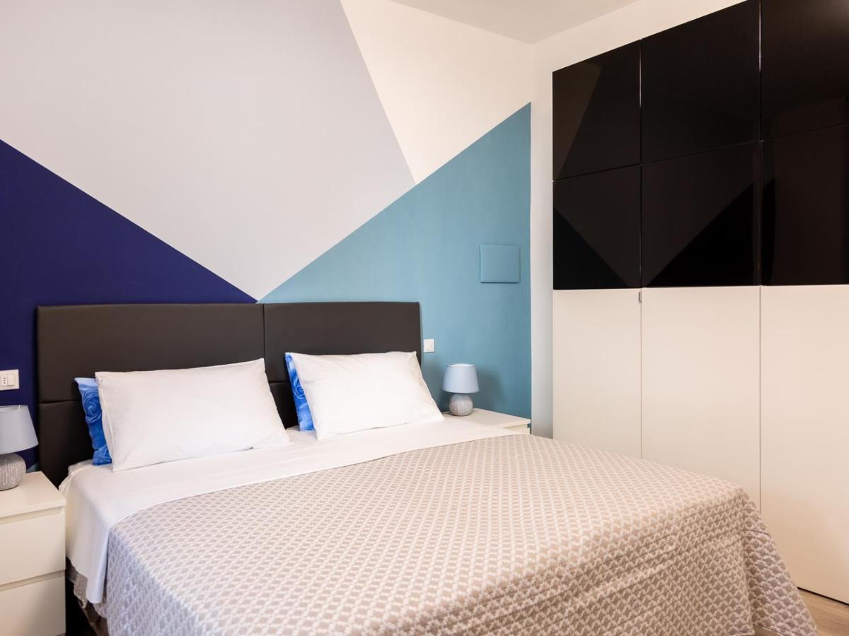 Como Holiday Home Appartamento Business Exterior foto