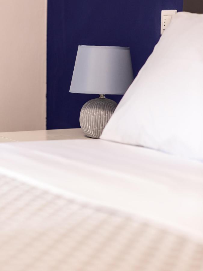 Como Holiday Home Appartamento Business Exterior foto