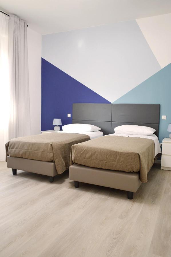 Como Holiday Home Appartamento Business Exterior foto